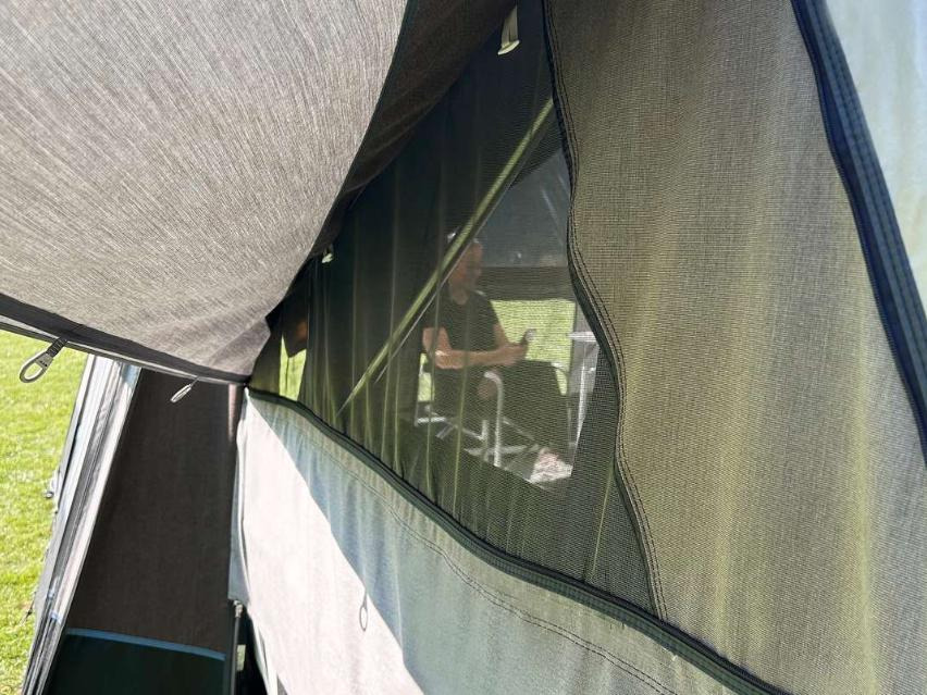 Camp-let Earth - Ρυμουλκούμενο τροχόσπιτο: φωτογραφία 4 Camp-let Earth - Ρυμουλκούμενο τροχόσπιτο: φωτογραφία 4