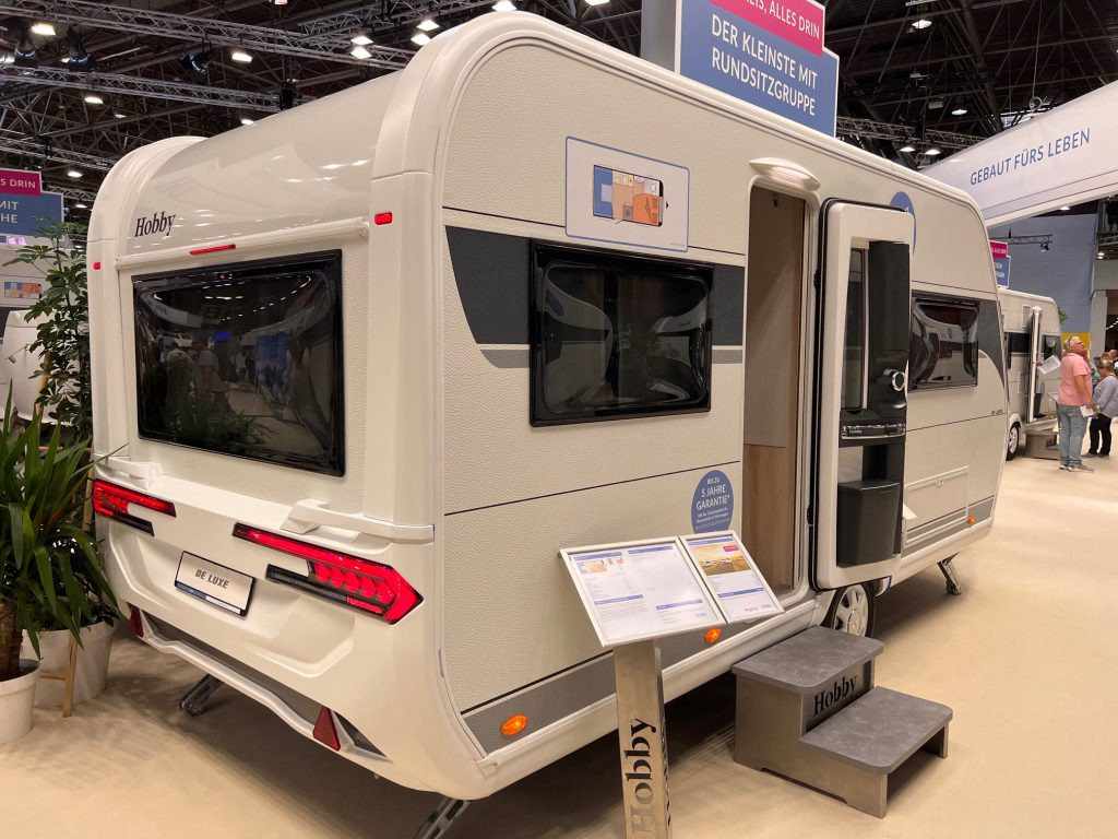 DE LUXE 460 UFe - Ρυμουλκούμενο τροχόσπιτο: φωτογραφία 5 DE LUXE 460 UFe - Ρυμουλκούμενο τροχόσπιτο: φωτογραφία 5