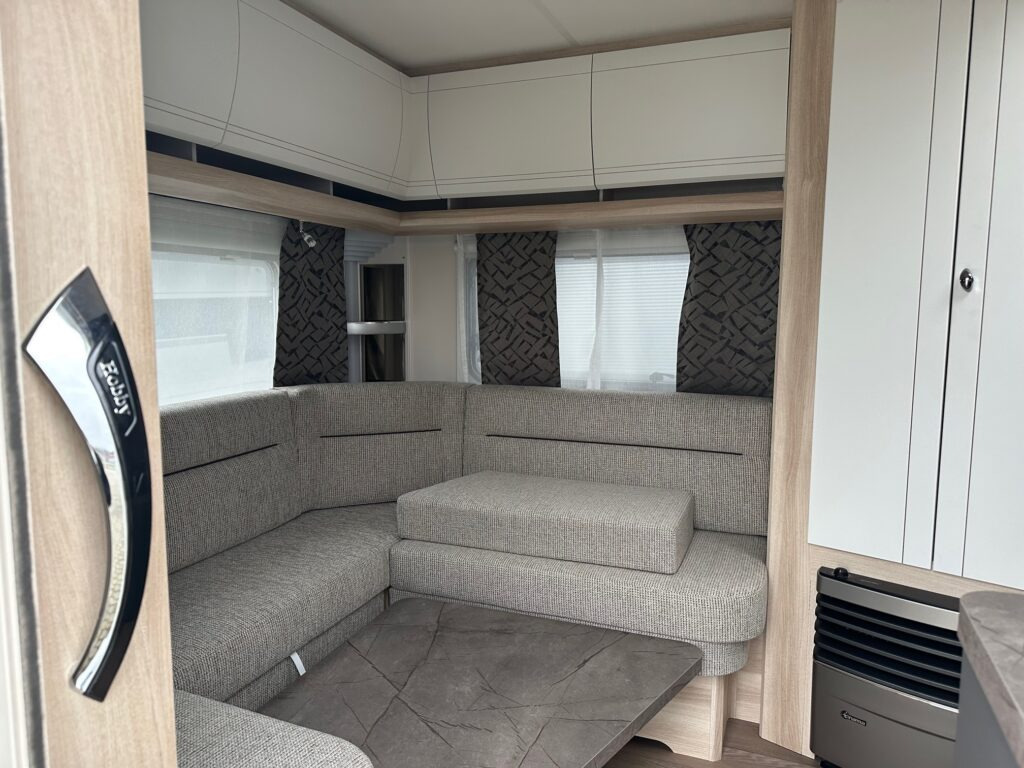 DE LUXE 495 UL 2024 - Ρυμουλκούμενο τροχόσπιτο: φωτογραφία 5 DE LUXE 495 UL 2024 - Ρυμουλκούμενο τροχόσπιτο: φωτογραφία 5