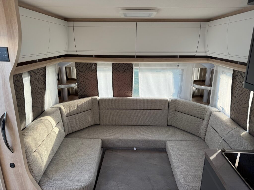 Νέα Ρυμουλκούμενο τροχόσπιτο HOBBY DE LUXE 460 UFe 2025: φωτογραφία 7