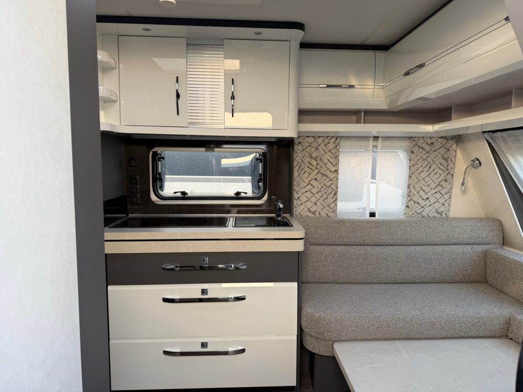 HOBBY EXCELLENT 495 WFB 2025 - Ρυμουλκούμενο τροχόσπιτο: φωτογραφία 5 HOBBY EXCELLENT 495 WFB 2025 - Ρυμουλκούμενο τροχόσπιτο: φωτογραφία 5