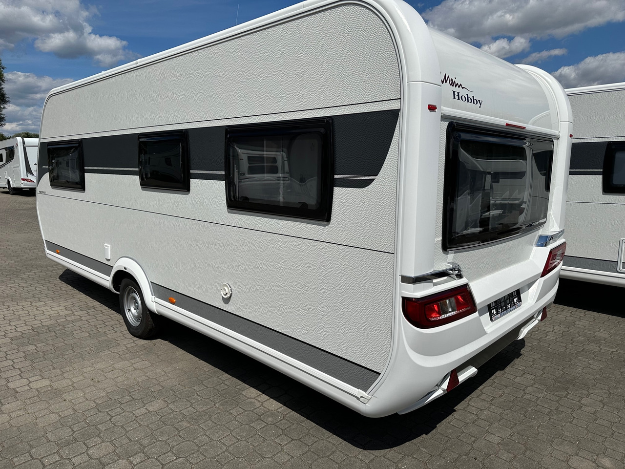 Hobby 560 UL Prestige 2023 - Ρυμουλκούμενο τροχόσπιτο: φωτογραφία 2 Hobby 560 UL Prestige 2023 - Ρυμουλκούμενο τροχόσπιτο: φωτογραφία 2