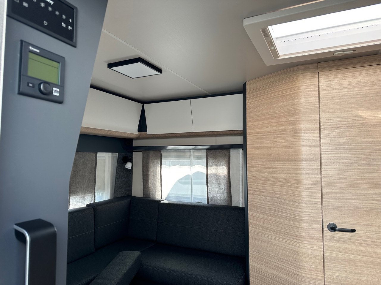 Hobby 585 UL Maxia 2023 - Ρυμουλκούμενο τροχόσπιτο: φωτογραφία 5 Hobby 585 UL Maxia 2023 - Ρυμουλκούμενο τροχόσπιτο: φωτογραφία 5