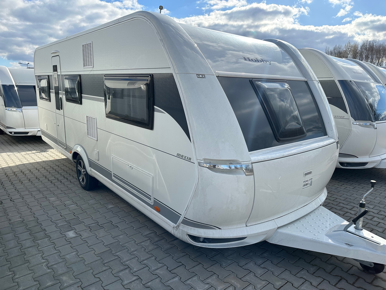Hobby 585 UL Maxia 2023 - Ρυμουλκούμενο τροχόσπιτο: φωτογραφία 2 Hobby 585 UL Maxia 2023 - Ρυμουλκούμενο τροχόσπιτο: φωτογραφία 2