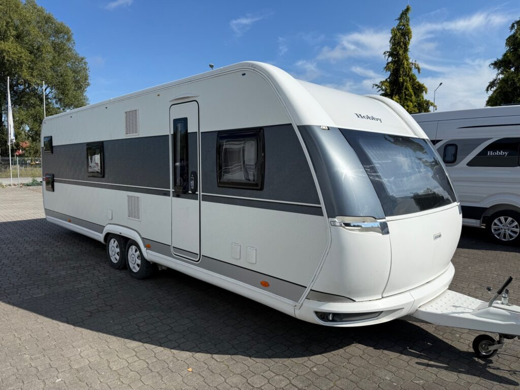 Hobby 720 KWFU Prestige 2020 - Ρυμουλκούμενο τροχόσπιτο: φωτογραφία 1 Hobby 720 KWFU Prestige 2020 - Ρυμουλκούμενο τροχόσπιτο: φωτογραφία 1