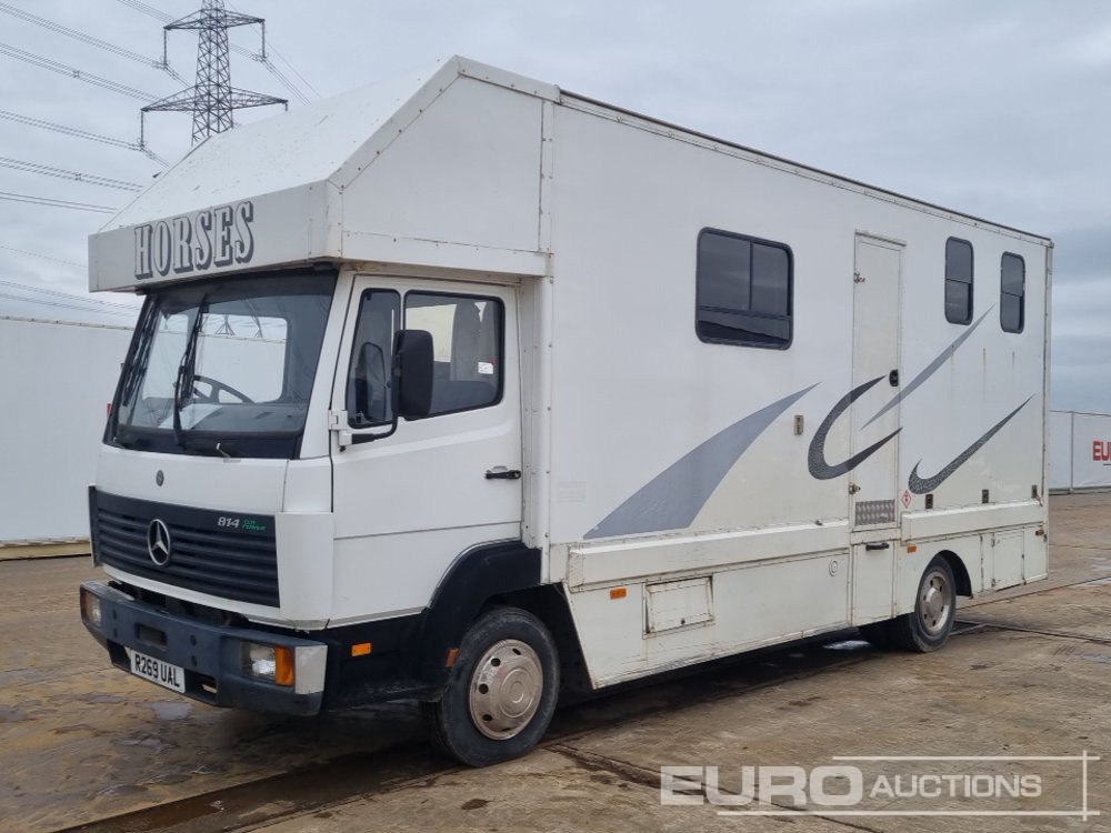 1998 Mercedes 814 - Φορτηγό μεταφοράς αλόγων: φωτογραφία 1 1998 Mercedes 814 - Φορτηγό μεταφοράς αλόγων: φωτογραφία 1
