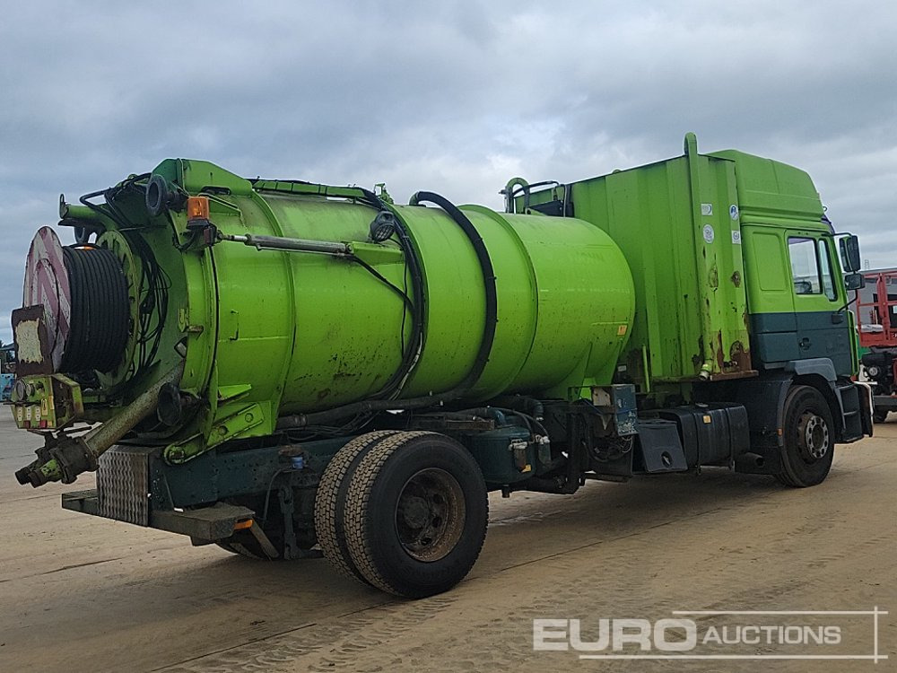 2005 MAN ME18.220 - Φορτηγό βυτιοφόρο: φωτογραφία 5 2005 MAN ME18.220 - Φορτηγό βυτιοφόρο: φωτογραφία 5