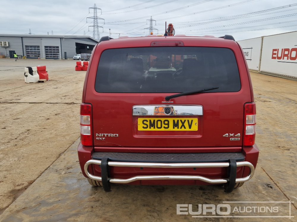 2009 Dodge Nitro - SUV: φωτογραφία 4 2009 Dodge Nitro - SUV: φωτογραφία 4