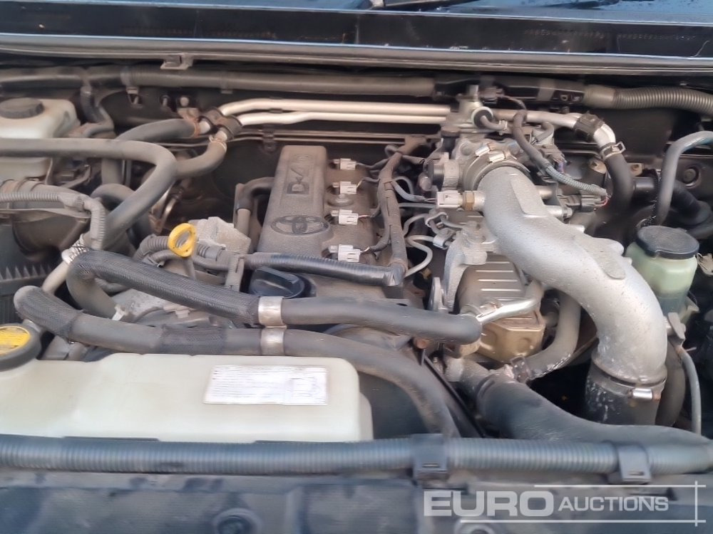 SUV 2009 Toyota Land Cruiser: φωτογραφία 36 SUV 2009 Toyota Land Cruiser: φωτογραφία 36