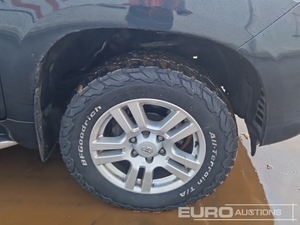 SUV 2009 Toyota Land Cruiser: φωτογραφία 12 SUV 2009 Toyota Land Cruiser: φωτογραφία 12