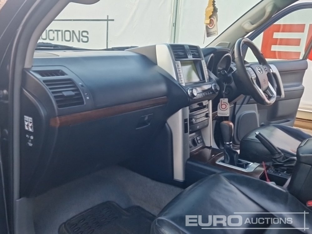 SUV 2009 Toyota Land Cruiser: φωτογραφία 26 SUV 2009 Toyota Land Cruiser: φωτογραφία 26