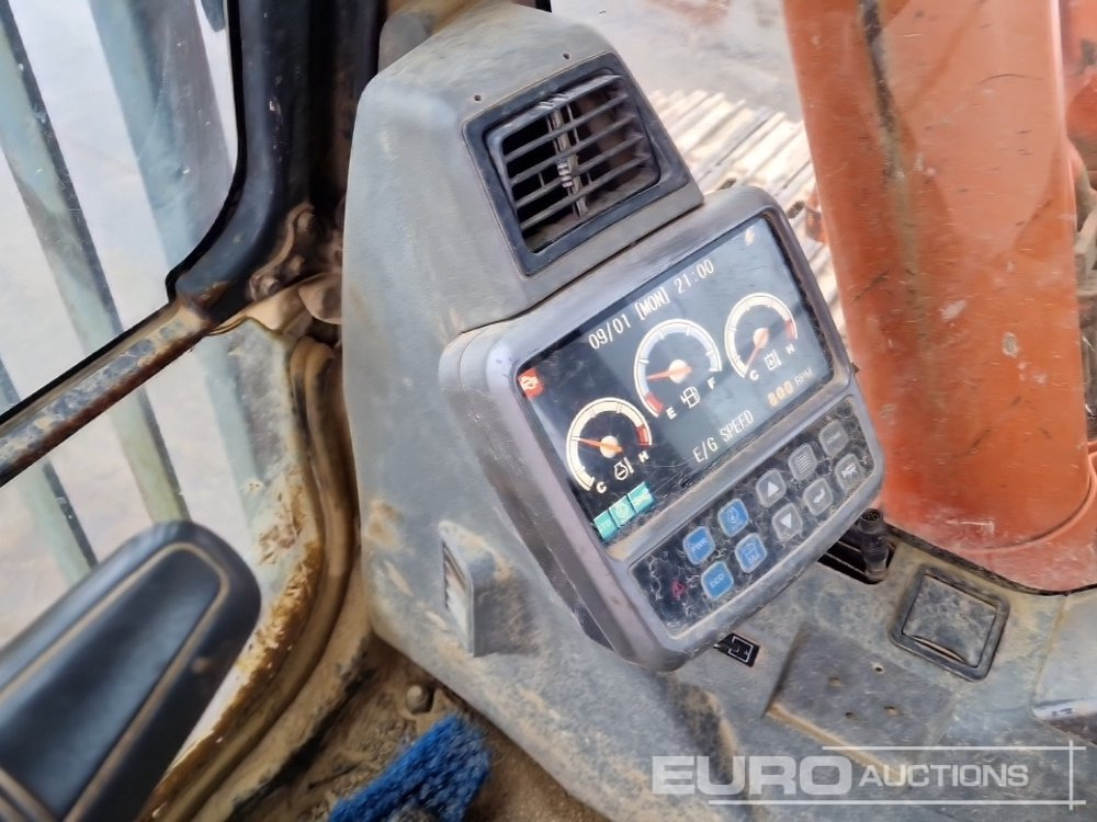Ερπυστριοφόρος εκσκαφέας 2010 Doosan DX225LC: φωτογραφία 43