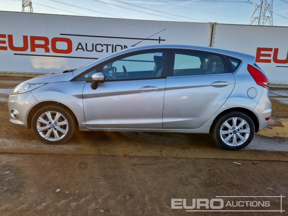 2010 Ford Fiesta - Αυτοκίνητο: φωτογραφία 2 2010 Ford Fiesta - Αυτοκίνητο: φωτογραφία 2