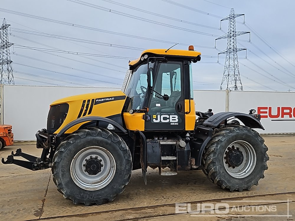2011 JCB Fastrac 3230 - Τρακτέρ: φωτογραφία 2 2011 JCB Fastrac 3230 - Τρακτέρ: φωτογραφία 2