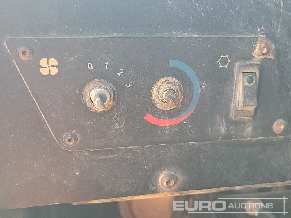Σάρωθρο δρόμων 2012 Scarab 4x2 Road Sweeper, Reverse Camera, A/C: φωτογραφία 40