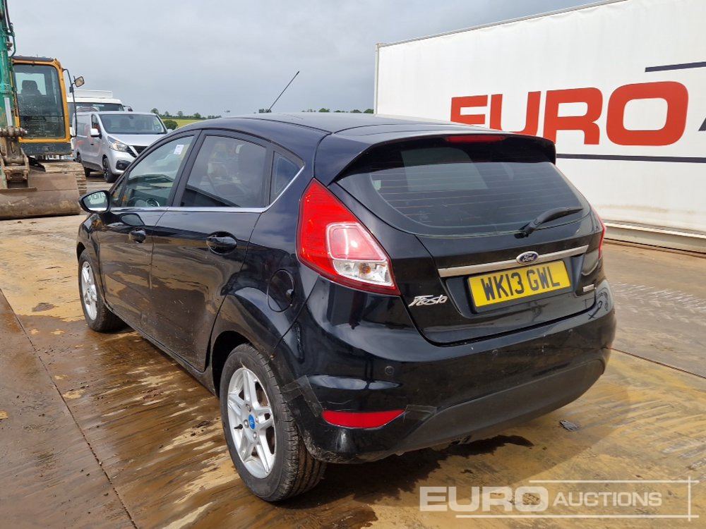 2013 Ford Fiesta - Αυτοκίνητο: φωτογραφία 3 2013 Ford Fiesta - Αυτοκίνητο: φωτογραφία 3