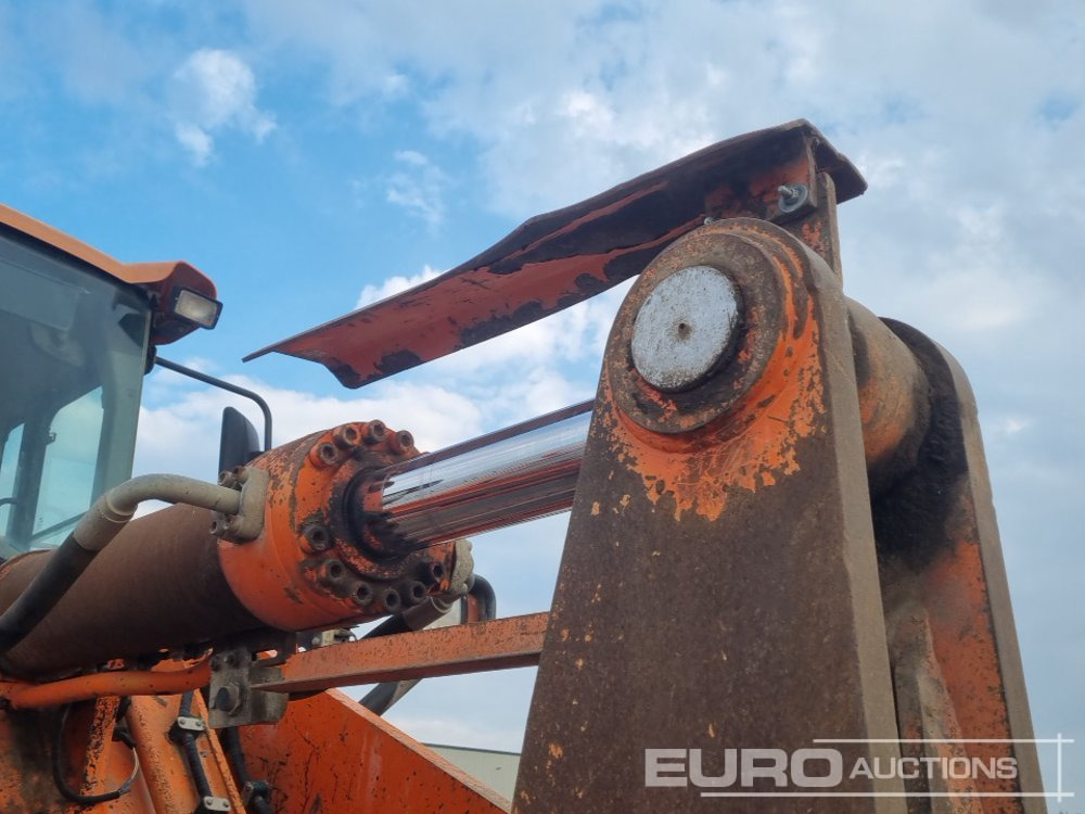 Ελαστιχοφόρος φορτωτής 2014 Doosan DL420-3: φωτογραφία 24