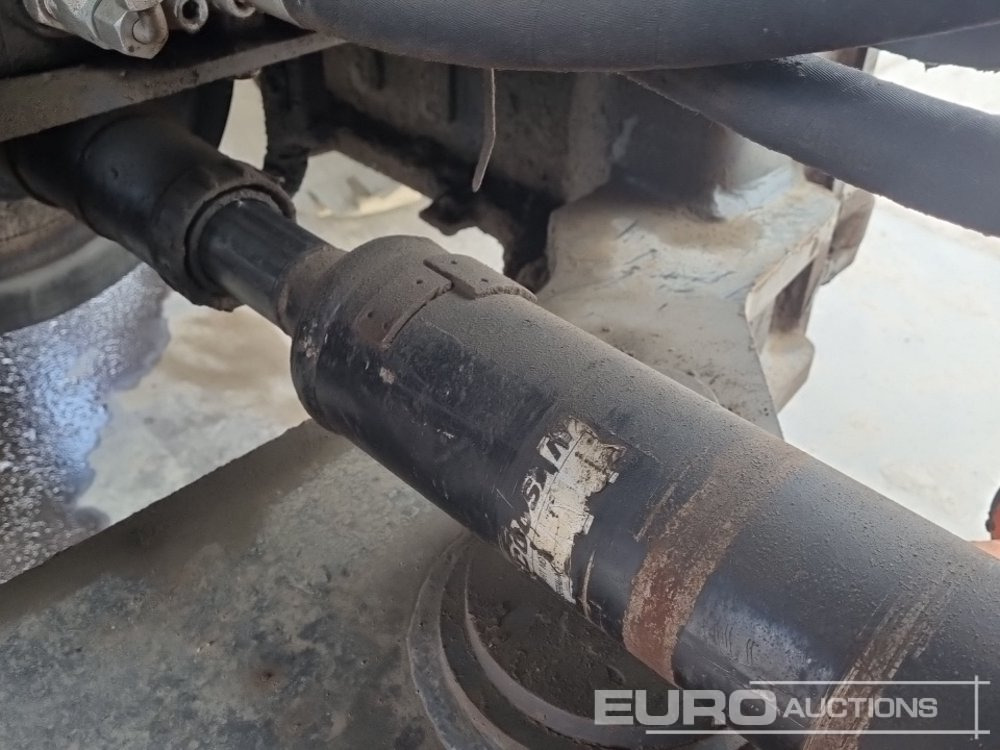Ελαστιχοφόρος φορτωτής 2014 Doosan DL420-3: φωτογραφία 32