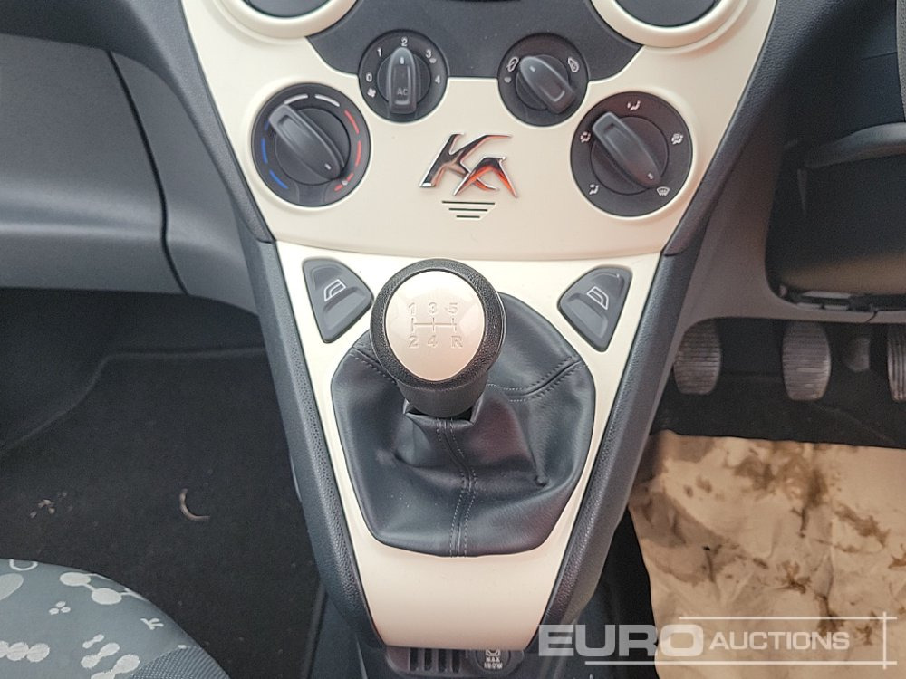 Αυτοκίνητο 2014 Ford Ka: φωτογραφία 26