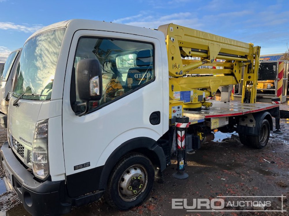 2014 Nissan NT400 CABSTAR - Φορτηγό με εναέρια πλατφόρμα: φωτογραφία 2 2014 Nissan NT400 CABSTAR - Φορτηγό με εναέρια πλατφόρμα: φωτογραφία 2