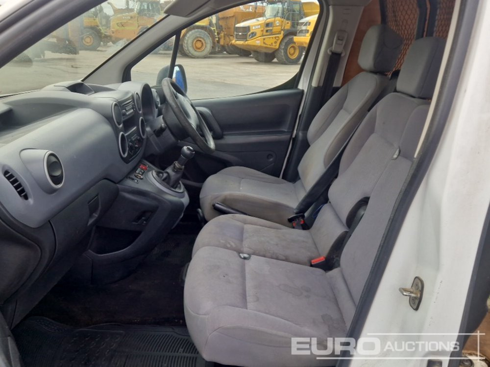 Μικρό βαν 2014 Peugeot Partner: φωτογραφία 17