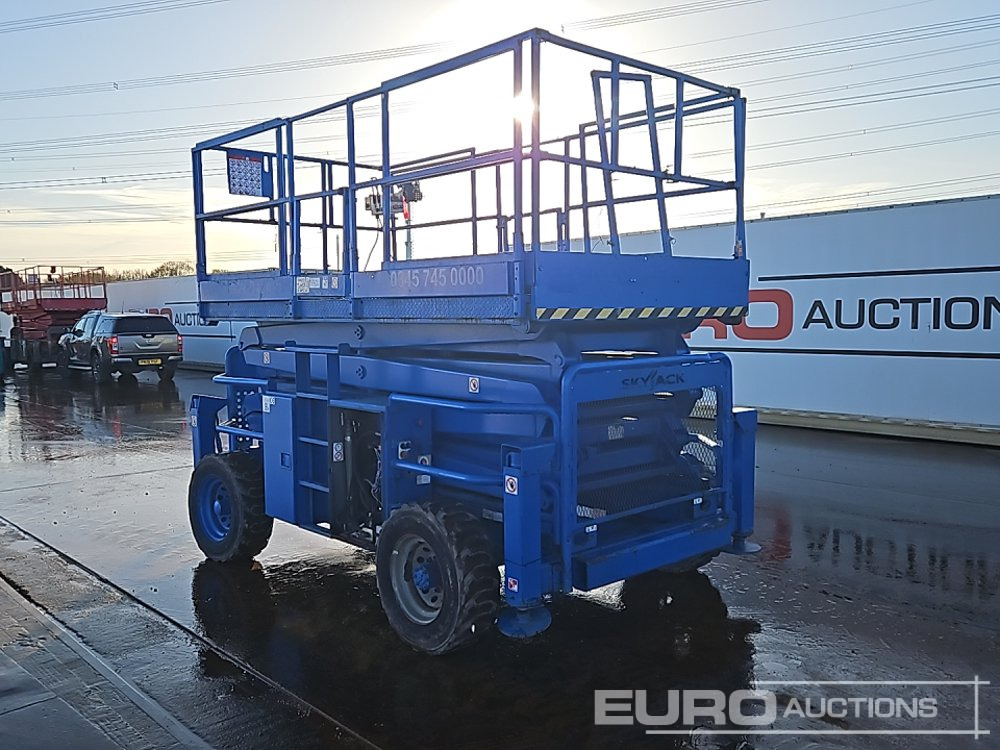 2014 SkyJack SJ8841 - Ψαλιδωτό ανυψωτικό: φωτογραφία 3 2014 SkyJack SJ8841 - Ψαλιδωτό ανυψωτικό: φωτογραφία 3