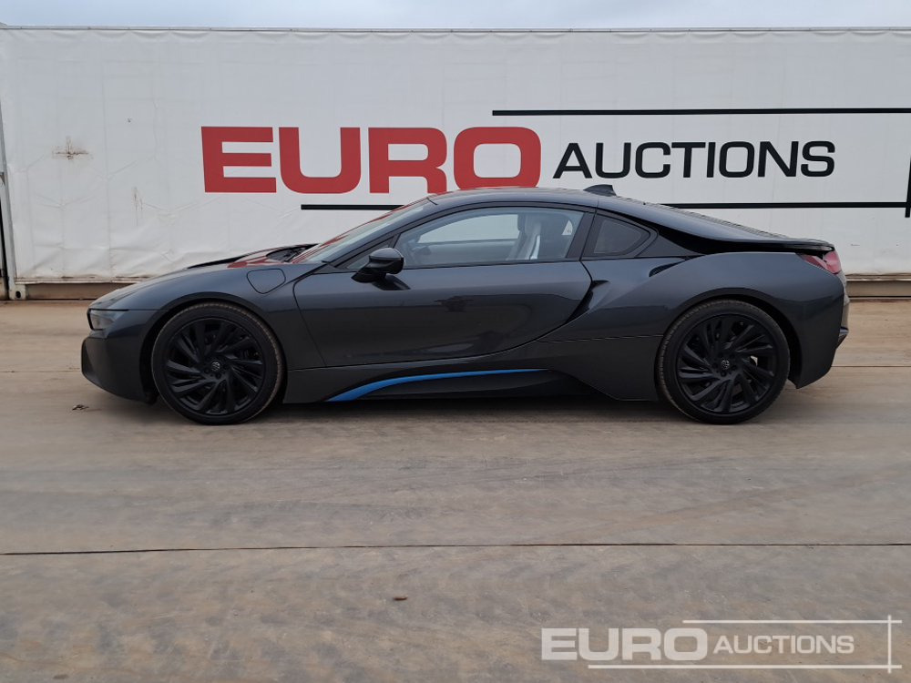 2015 BMW I8 - Αυτοκίνητο: φωτογραφία 2 2015 BMW I8 - Αυτοκίνητο: φωτογραφία 2
