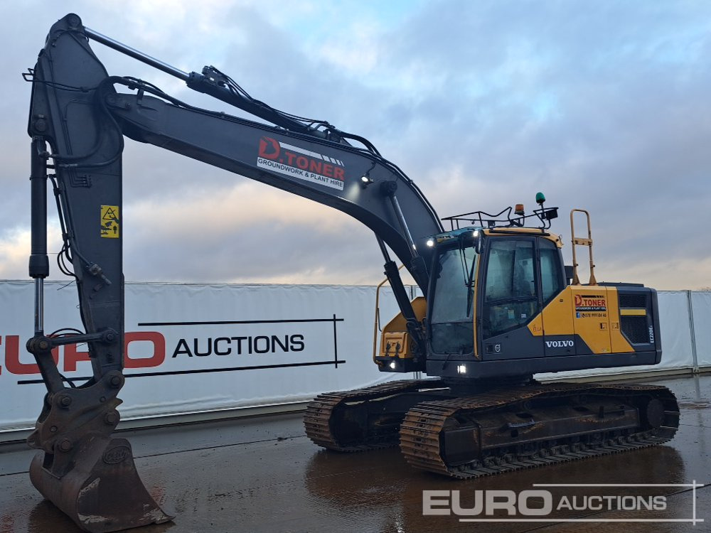 2015 Volvo EC220EL - Ερπυστριοφόρος εκσκαφέας: φωτογραφία 1 2015 Volvo EC220EL - Ερπυστριοφόρος εκσκαφέας: φωτογραφία 1