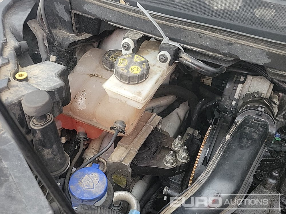 Ελαφρύ επαγγελματικό 2016 Ford Transit Connect: φωτογραφία 18