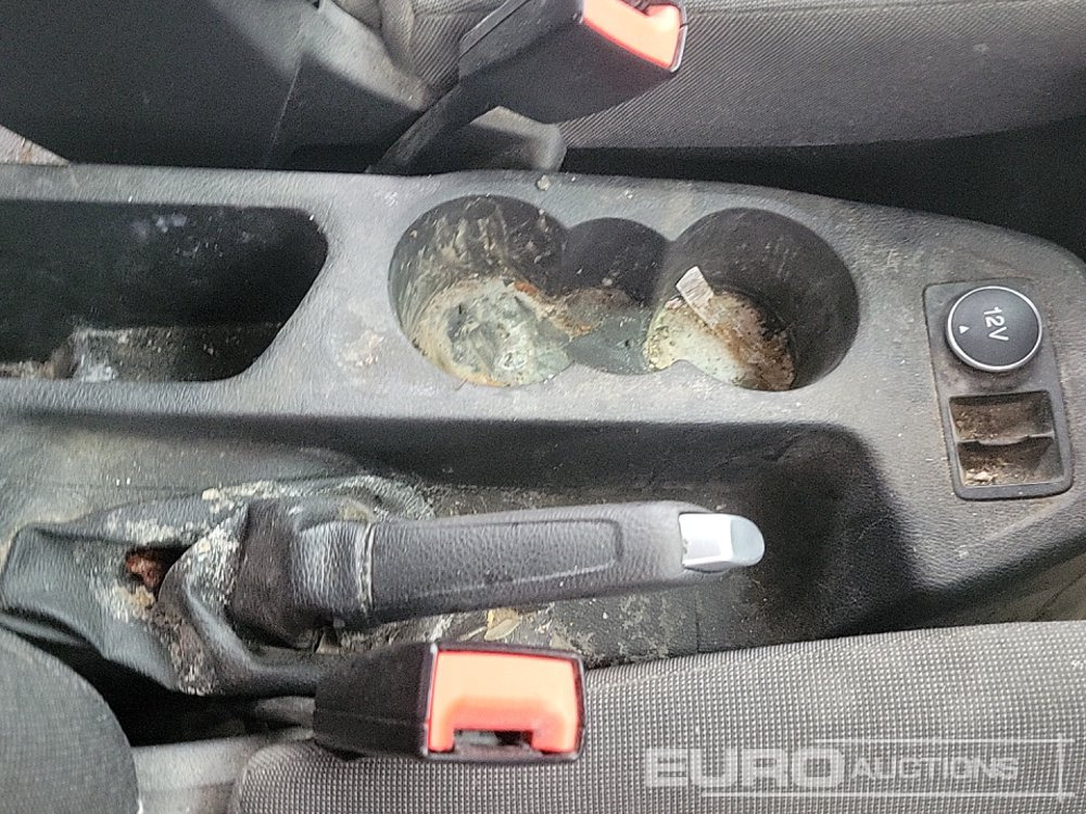 Ελαφρύ επαγγελματικό 2016 Ford Transit Connect: φωτογραφία 28