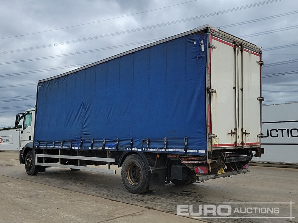 2016 MAN TGM18.250 - Φορτηγό μουσαμάς: φωτογραφία 3 2016 MAN TGM18.250 - Φορτηγό μουσαμάς: φωτογραφία 3