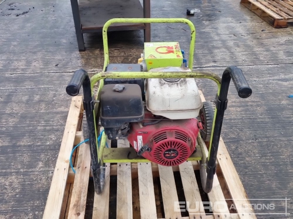 2016 Pramac E6900 - Βιομηχανική γεννήτρια: φωτογραφία 4 2016 Pramac E6900 - Βιομηχανική γεννήτρια: φωτογραφία 4