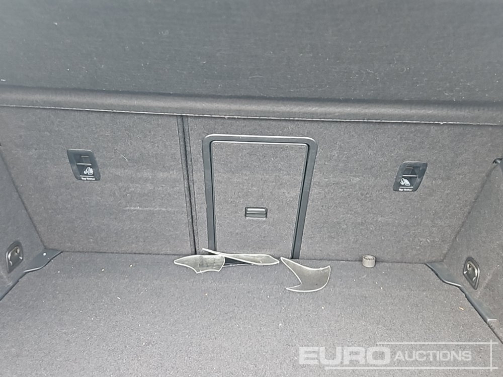 Αυτοκίνητο 2016 Volkswagen Golf: φωτογραφία 22 Αυτοκίνητο 2016 Volkswagen Golf: φωτογραφία 22