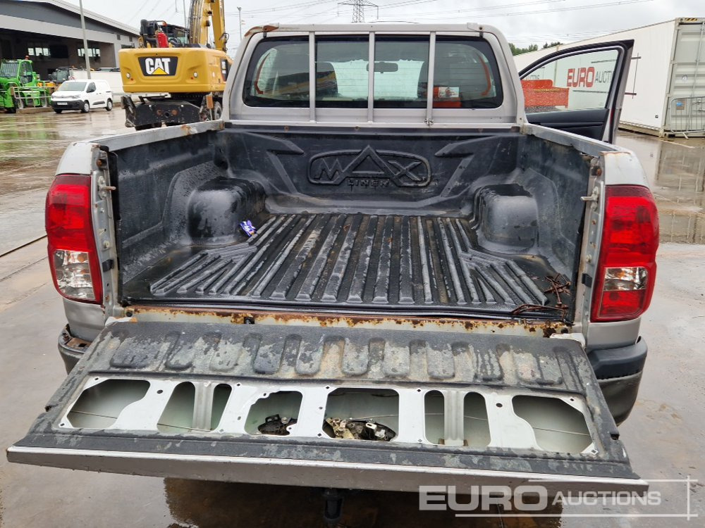 Ημιφορτηγό 2017 Toyota Hilux: φωτογραφία 20