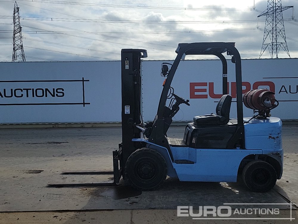 2017 Yale UT25P - Περονοφόρο όχημα: φωτογραφία 2 2017 Yale UT25P - Περονοφόρο όχημα: φωτογραφία 2