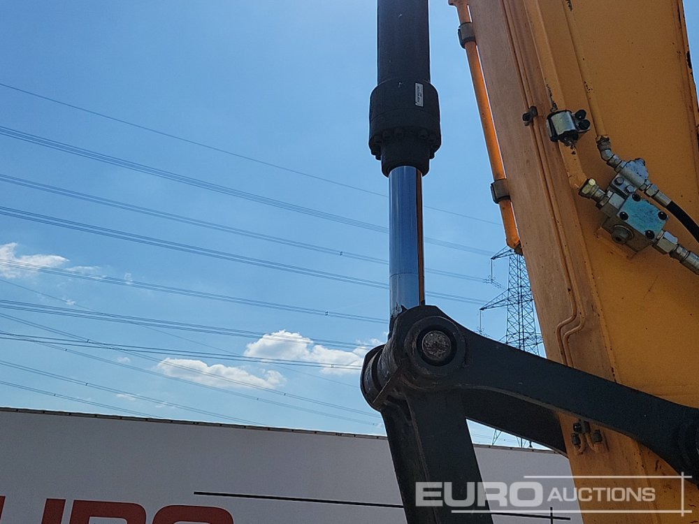 Ερπυστριοφόρος εκσκαφέας 2018 Hyundai HX220L: φωτογραφία 30