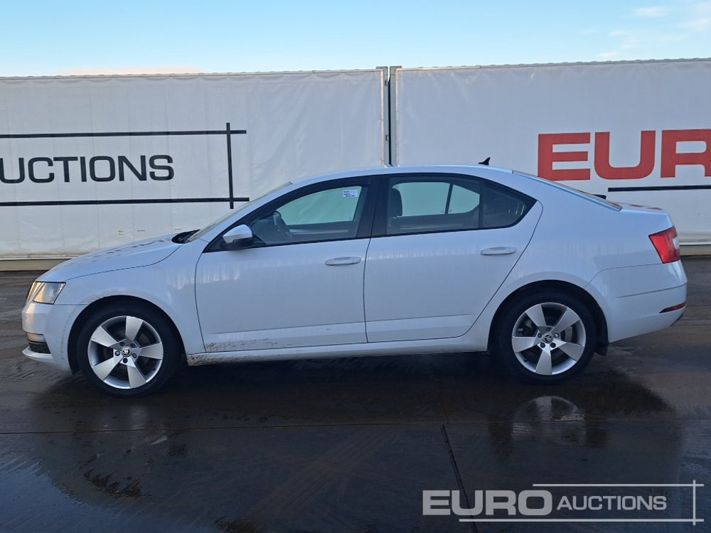 2020 Skoda Octavia - Αυτοκίνητο: φωτογραφία 2 2020 Skoda Octavia - Αυτοκίνητο: φωτογραφία 2