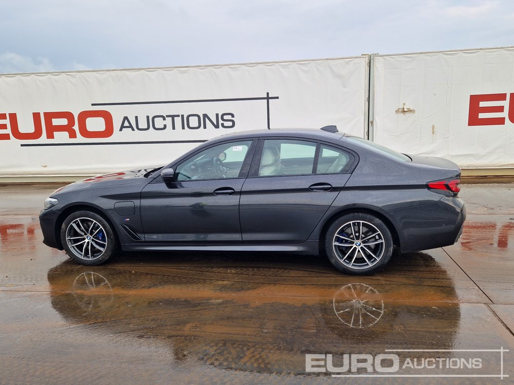 2021 BMW 530E - Αυτοκίνητο: φωτογραφία 2 2021 BMW 530E - Αυτοκίνητο: φωτογραφία 2