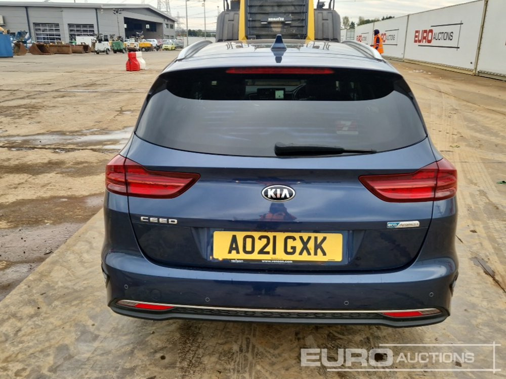 2021 Kia Ceed - Αυτοκίνητο: φωτογραφία 4 2021 Kia Ceed - Αυτοκίνητο: φωτογραφία 4
