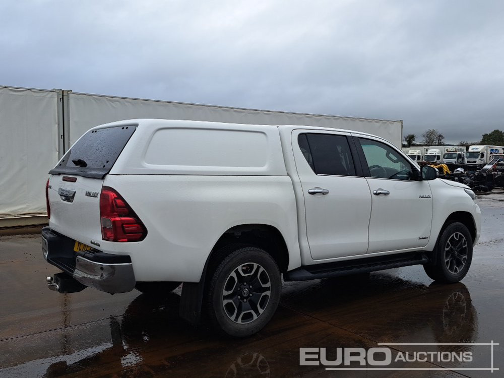 2021 Toyota Hilux - Ημιφορτηγό: φωτογραφία 5 2021 Toyota Hilux - Ημιφορτηγό: φωτογραφία 5