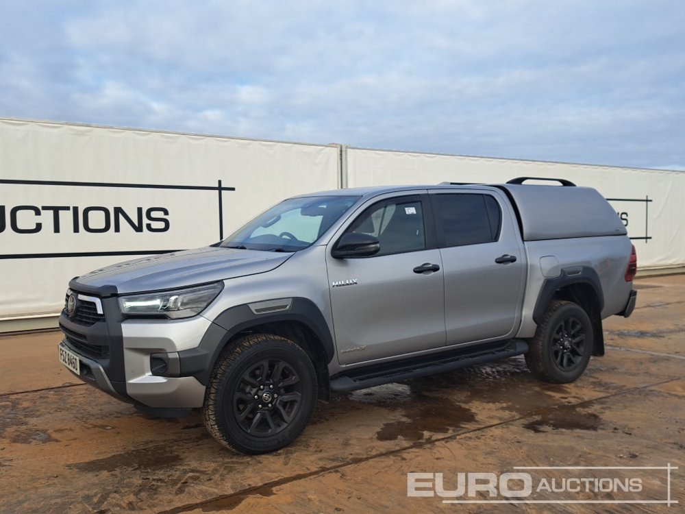2022 Toyota Hilux Invincible X - Ημιφορτηγό: φωτογραφία 1 2022 Toyota Hilux Invincible X - Ημιφορτηγό: φωτογραφία 1