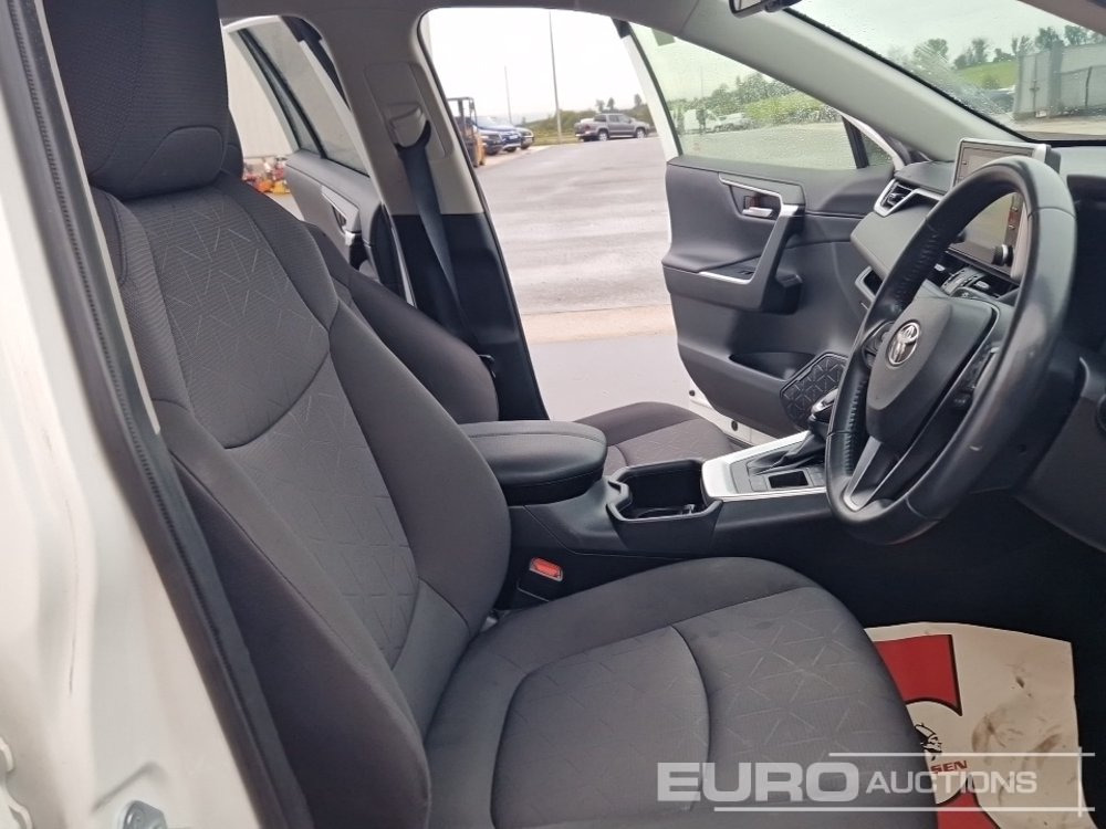 SUV 2022 Toyota RAV 4: φωτογραφία 24