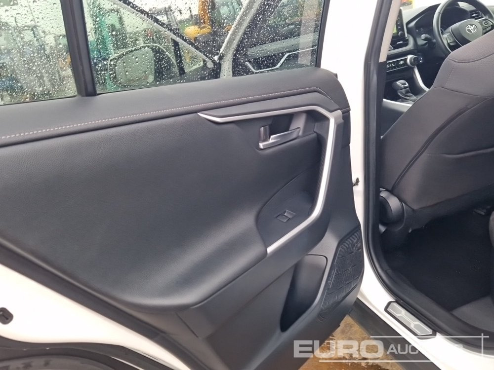 SUV 2022 Toyota RAV 4: φωτογραφία 17