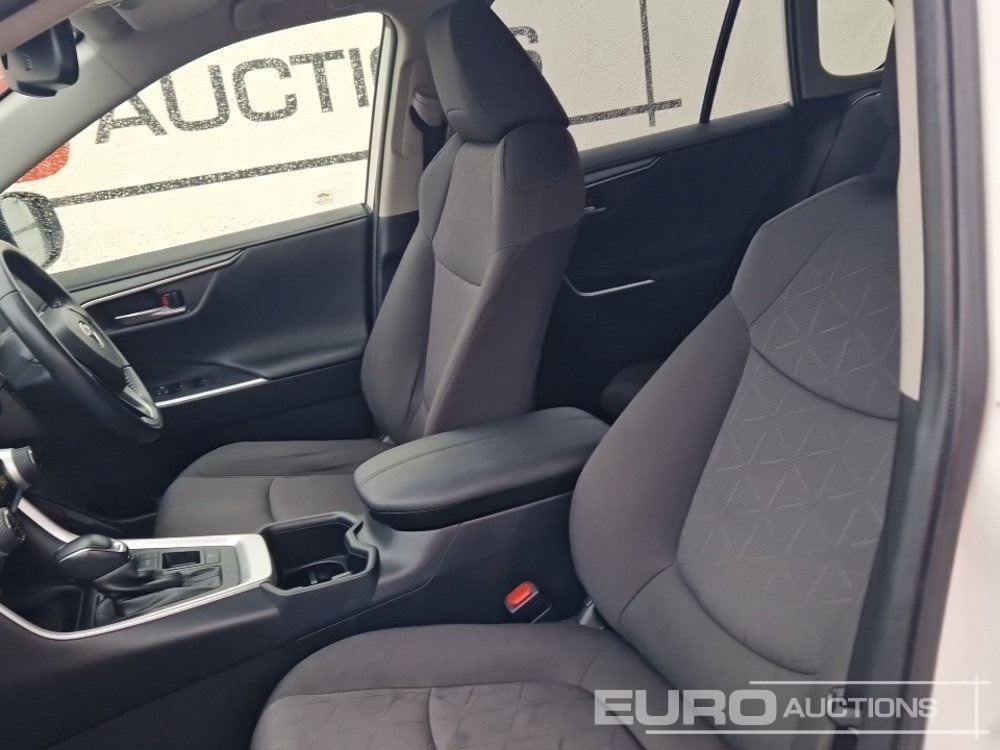 SUV 2022 Toyota RAV 4: φωτογραφία 14