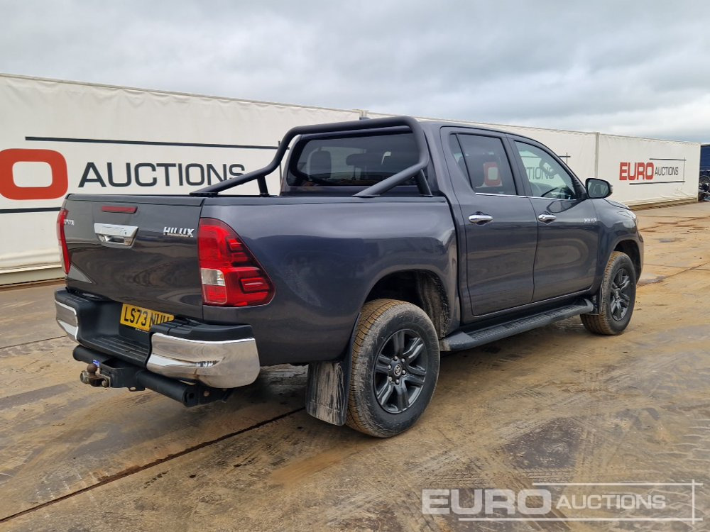 2023 Toyota Hilux - Ημιφορτηγό: φωτογραφία 5 2023 Toyota Hilux - Ημιφορτηγό: φωτογραφία 5