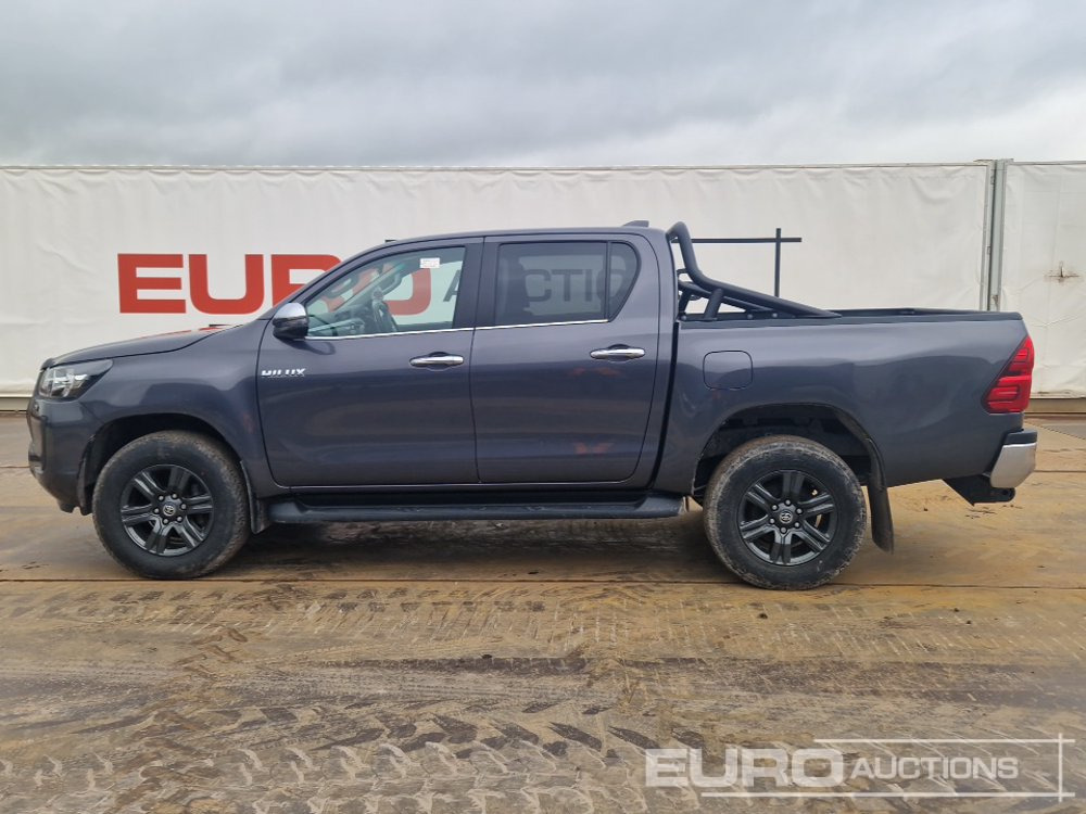 2023 Toyota Hilux - Ημιφορτηγό: φωτογραφία 2 2023 Toyota Hilux - Ημιφορτηγό: φωτογραφία 2