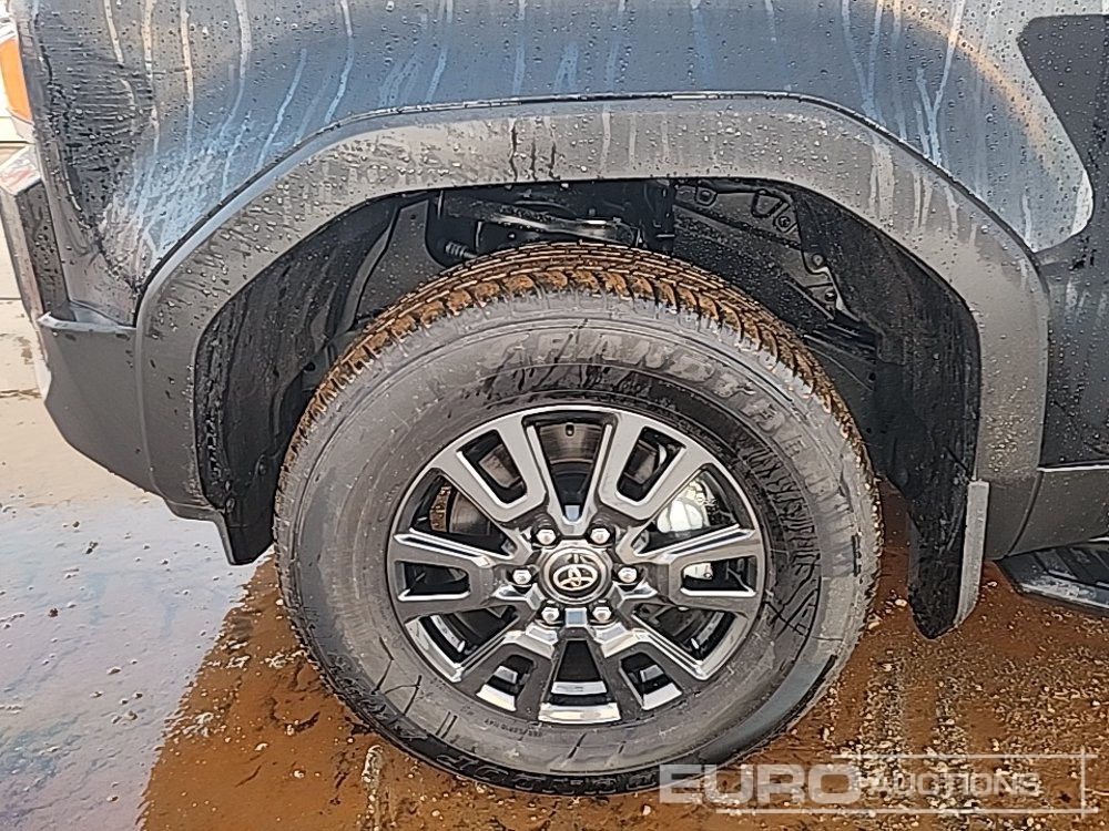 SUV 2025 Toyota Land Cruiser: φωτογραφία 9 SUV 2025 Toyota Land Cruiser: φωτογραφία 9