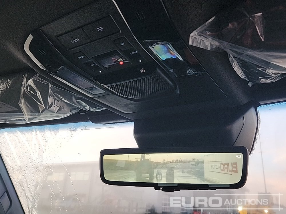 SUV 2025 Toyota Land Cruiser: φωτογραφία 17 SUV 2025 Toyota Land Cruiser: φωτογραφία 17