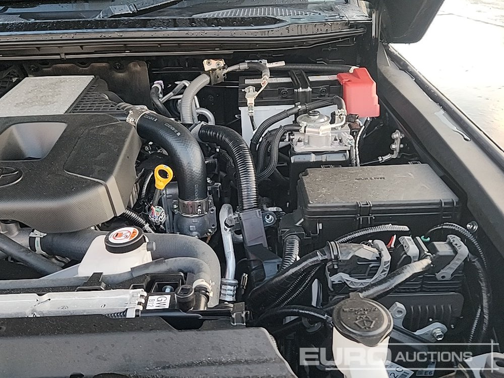 SUV 2025 Toyota Land Cruiser: φωτογραφία 38 SUV 2025 Toyota Land Cruiser: φωτογραφία 38