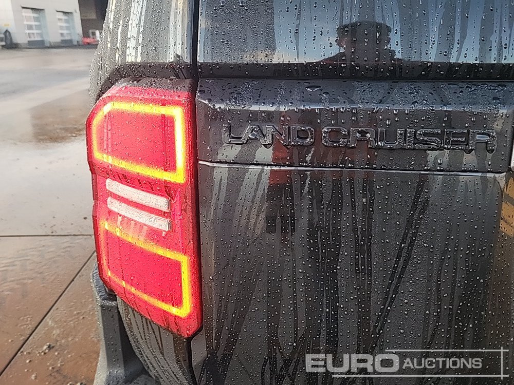 SUV 2025 Toyota Land Cruiser: φωτογραφία 31 SUV 2025 Toyota Land Cruiser: φωτογραφία 31